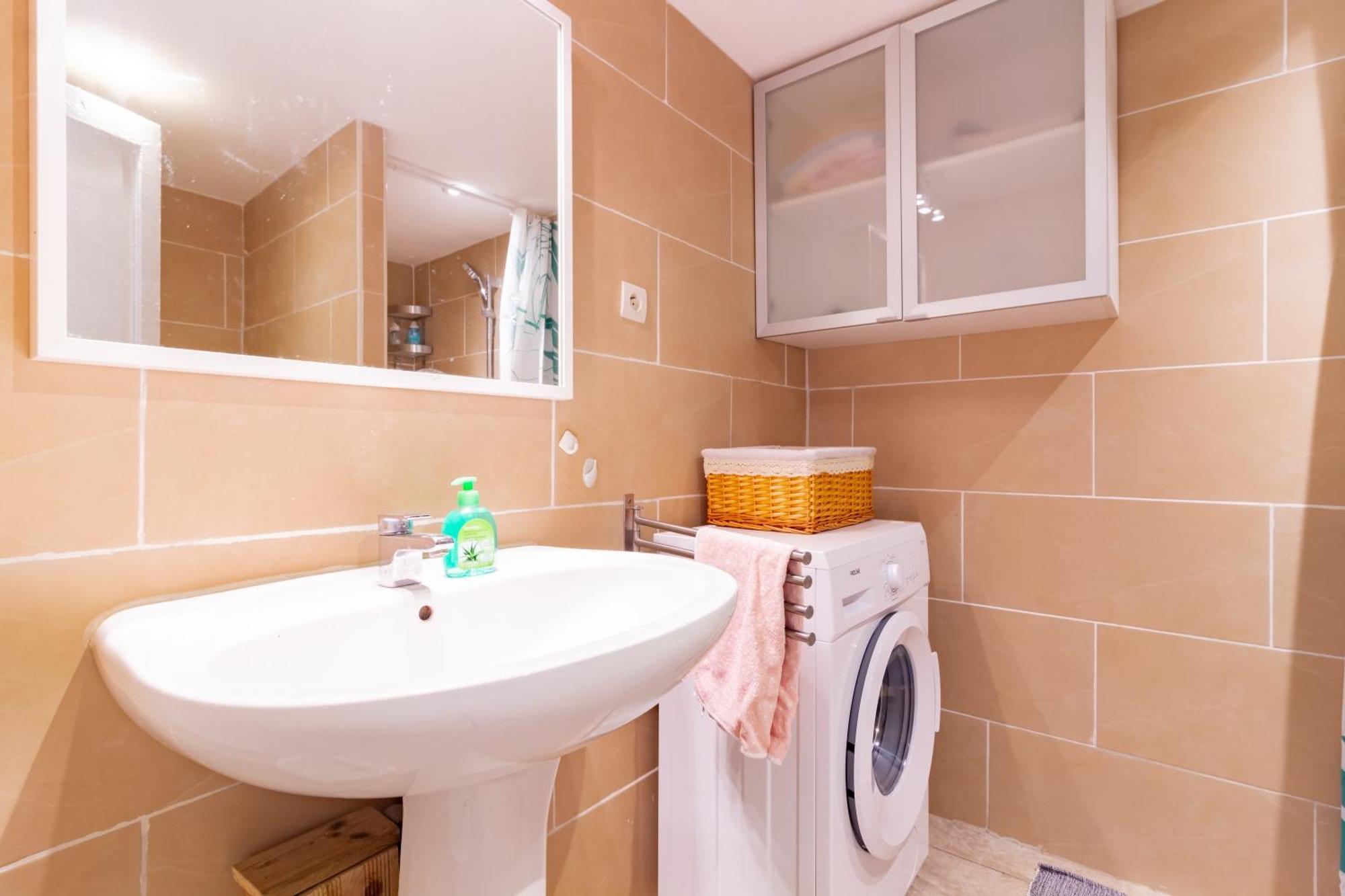 Le Cerisier Des 4 Chemins - Appt 75M² Pour 6 Lägenhet Carcassonne Exteriör bild